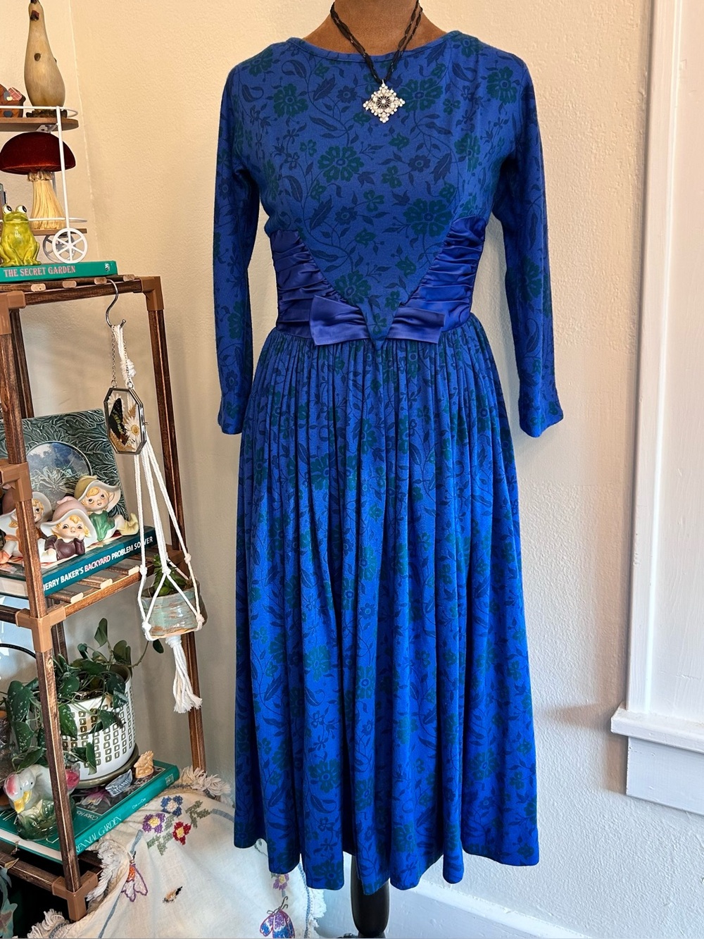 Vintage 80s Royal Blue Floral Print Midi Dress w Satin Bow by Jonathan Logan